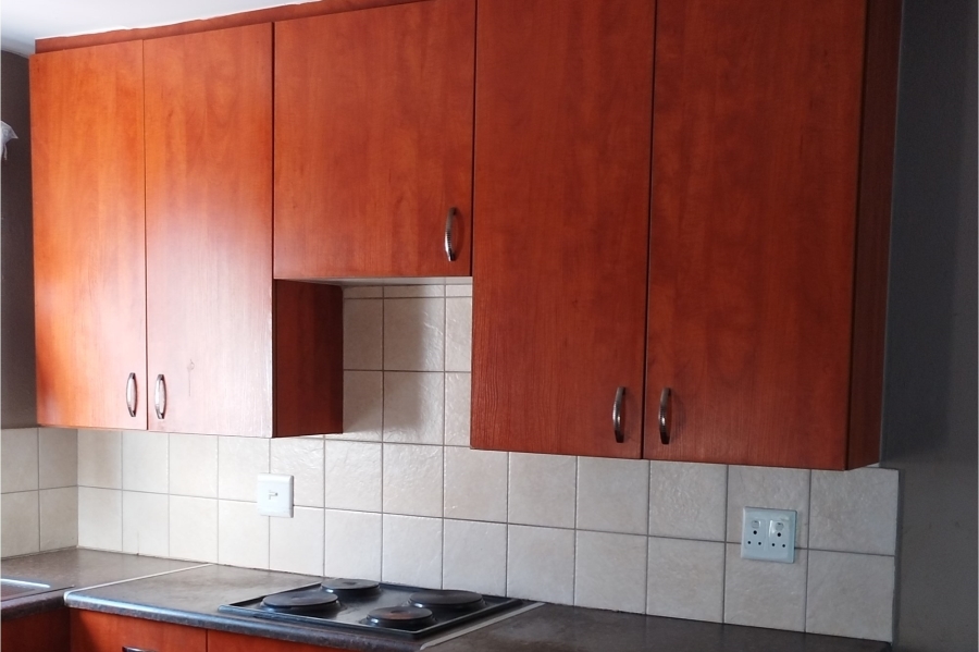 To Let 2 Bedroom Property for Rent in Birchleigh Gauteng