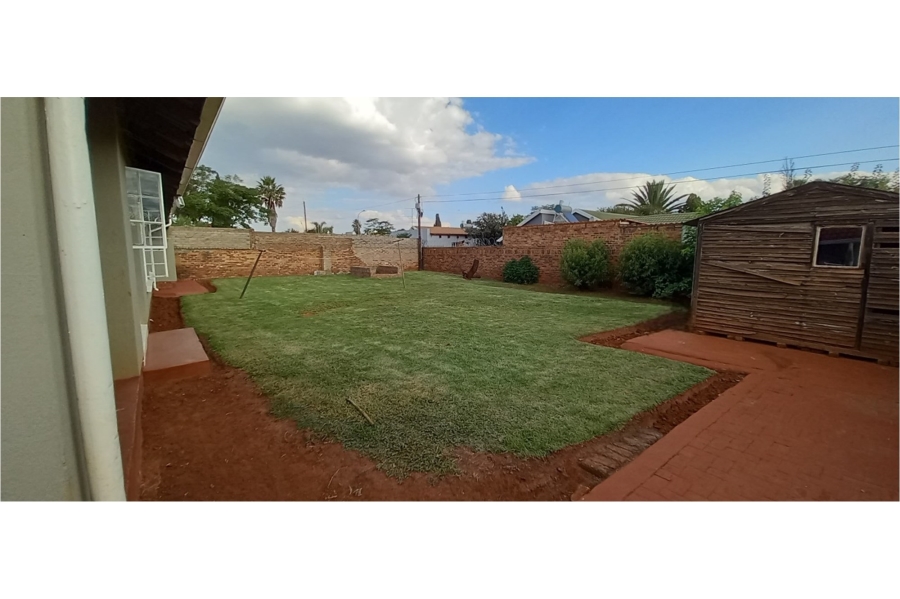 3 Bedroom Property for Sale in Lenasia South Gauteng