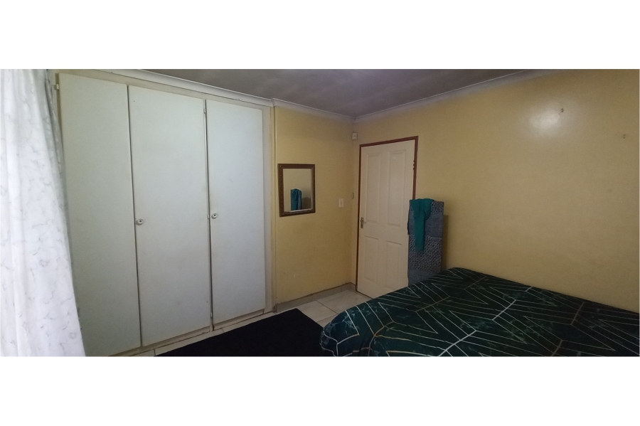 3 Bedroom Property for Sale in Lenasia South Gauteng