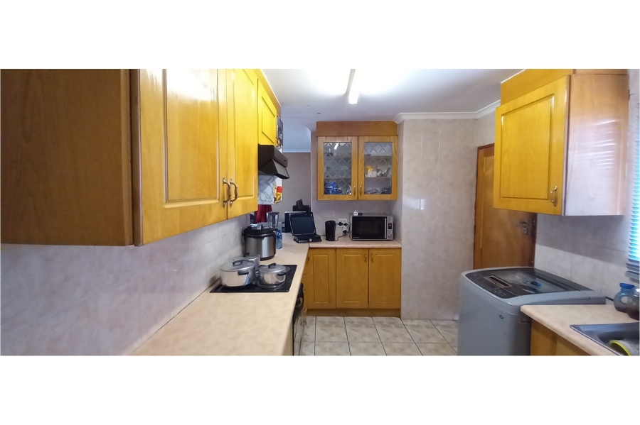 3 Bedroom Property for Sale in Lenasia South Gauteng