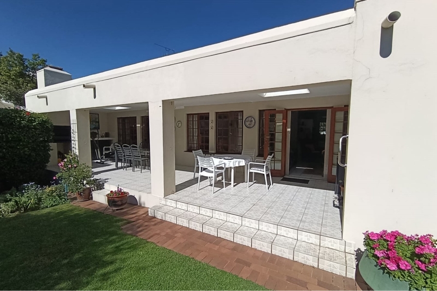 3 Bedroom Property for Sale in Lonehill Gauteng