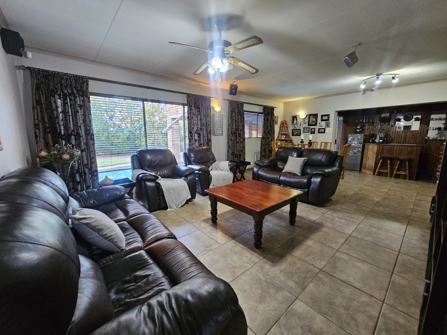 4 Bedroom Property for Sale in Noordheuwel Gauteng