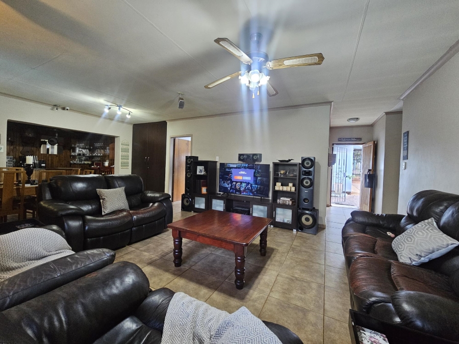 4 Bedroom Property for Sale in Noordheuwel Gauteng