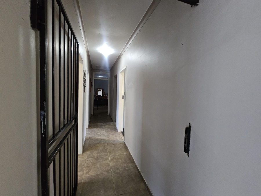 4 Bedroom Property for Sale in Noordheuwel Gauteng