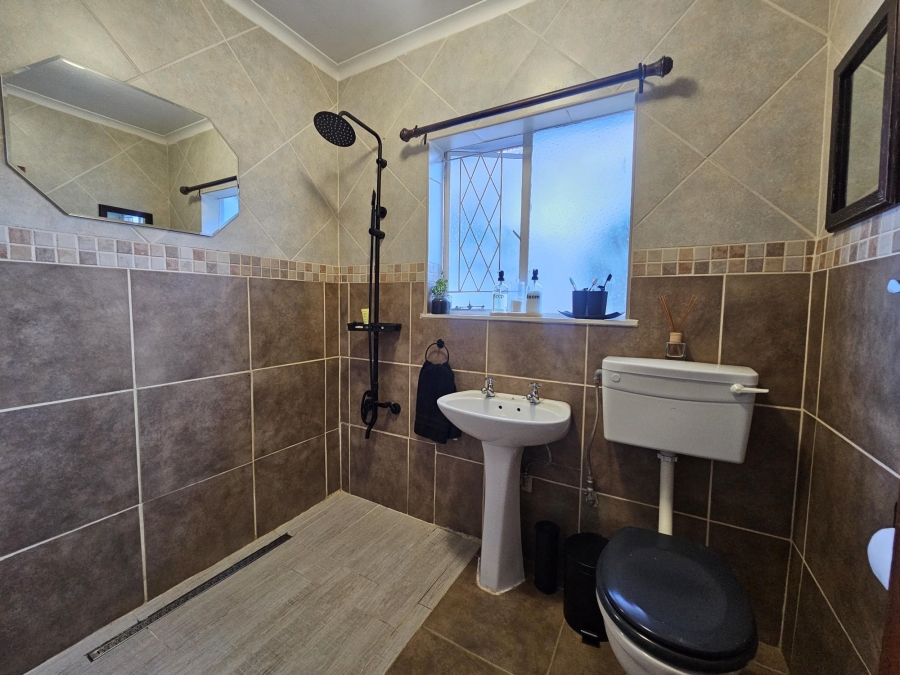4 Bedroom Property for Sale in Noordheuwel Gauteng