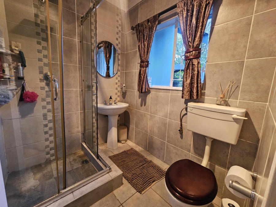 4 Bedroom Property for Sale in Noordheuwel Gauteng
