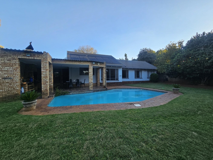 4 Bedroom Property for Sale in Noordheuwel Gauteng