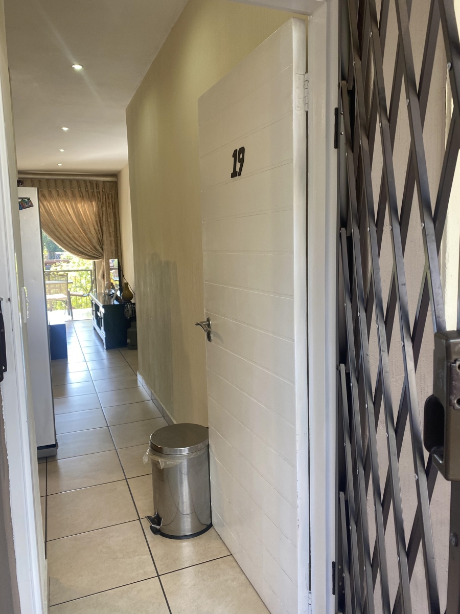 3 Bedroom Property for Sale in Mulbarton Gauteng