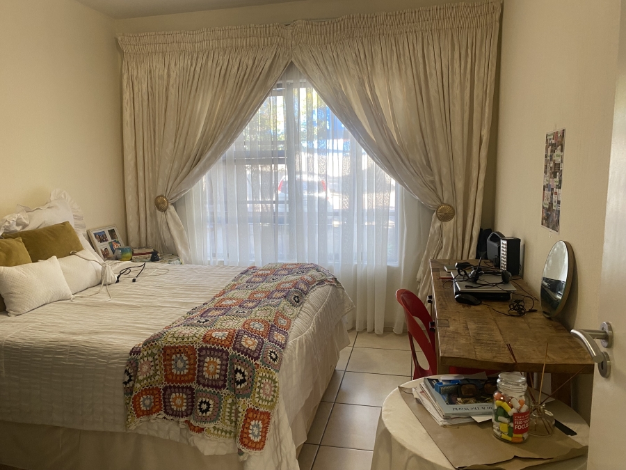 3 Bedroom Property for Sale in Mulbarton Gauteng