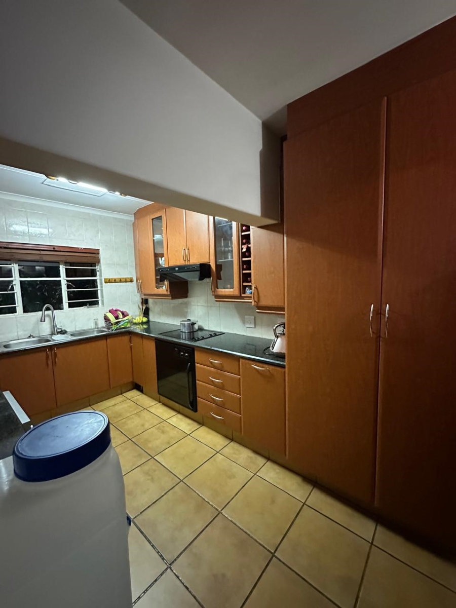 To Let 3 Bedroom Property for Rent in Wilro Park Gauteng