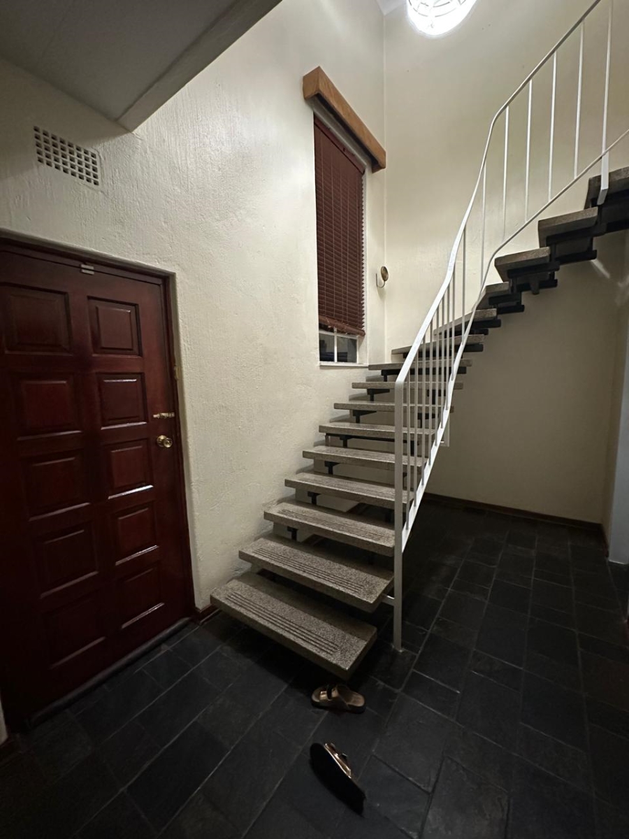 To Let 3 Bedroom Property for Rent in Wilro Park Gauteng