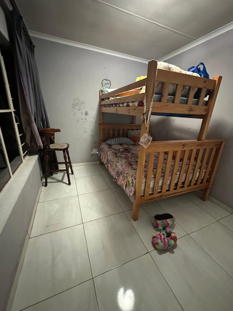 To Let 3 Bedroom Property for Rent in Wilro Park Gauteng