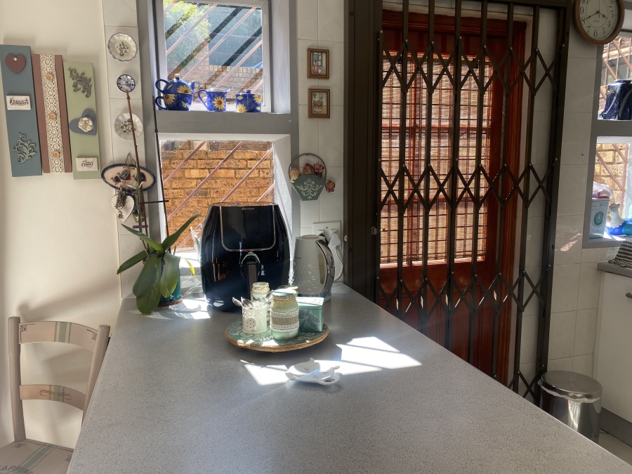 2 Bedroom Property for Sale in Ridgeway Gauteng