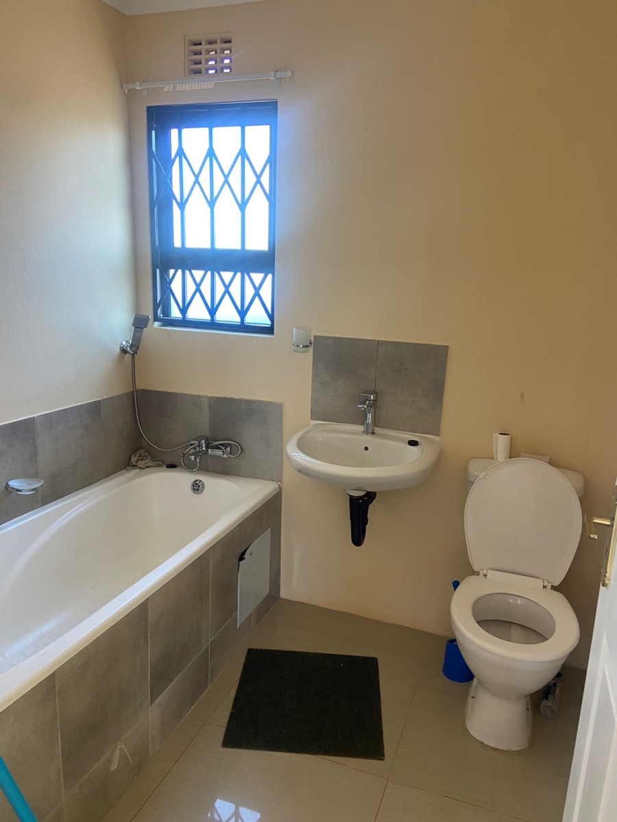 2 Bedroom Property for Sale in Toekomsrus Gauteng