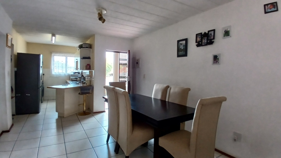 2 Bedroom Property for Sale in Glenvista Gauteng