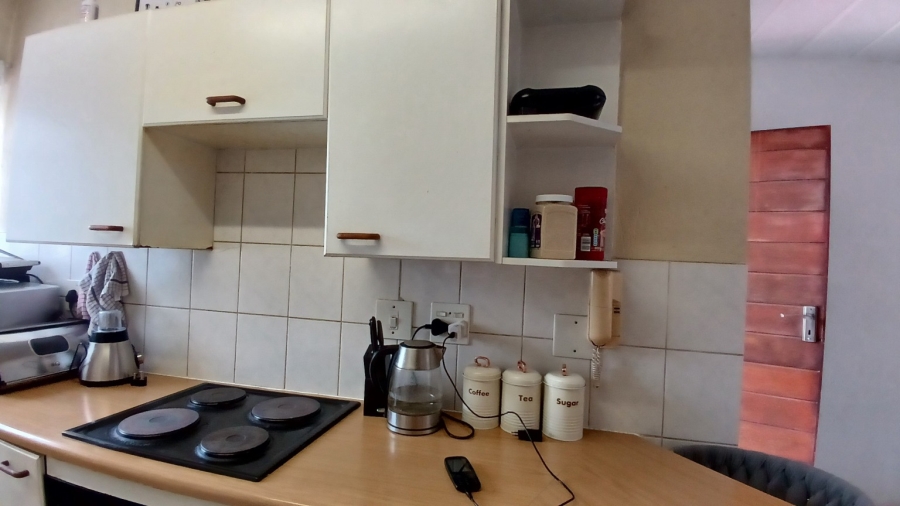 2 Bedroom Property for Sale in Glenvista Gauteng