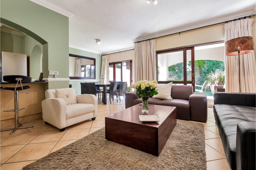 To Let 2 Bedroom Property for Rent in Lonehill Gauteng