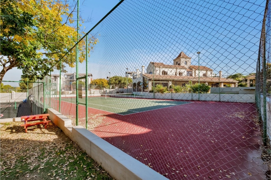 To Let 2 Bedroom Property for Rent in Lonehill Gauteng