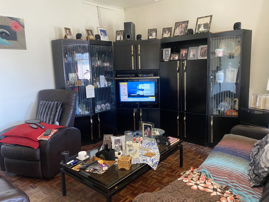 4 Bedroom Property for Sale in Tulisa Park Gauteng