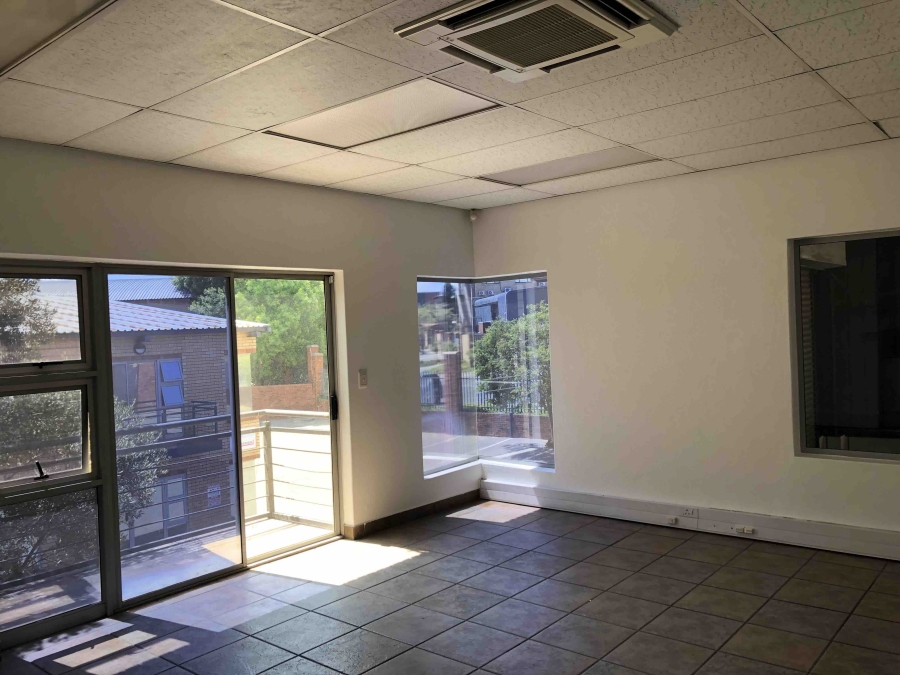 To Let commercial Property for Rent in North Riding Gauteng