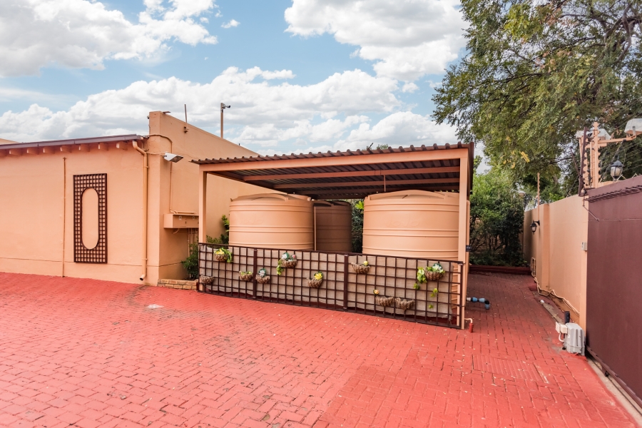 To Let commercial Property for Rent in Florida North Gauteng