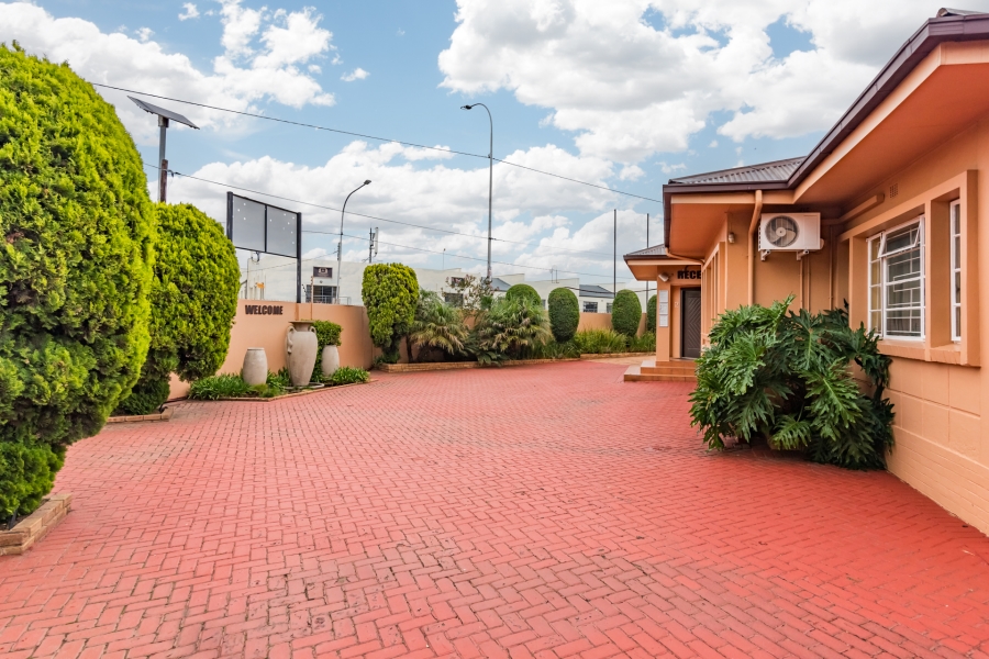 To Let commercial Property for Rent in Florida North Gauteng