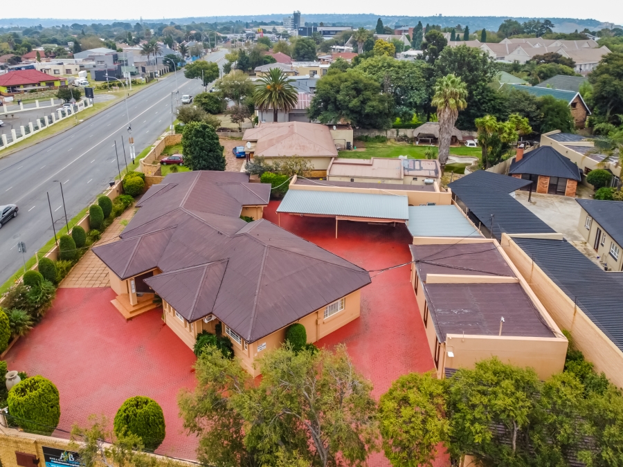 To Let commercial Property for Rent in Florida North Gauteng