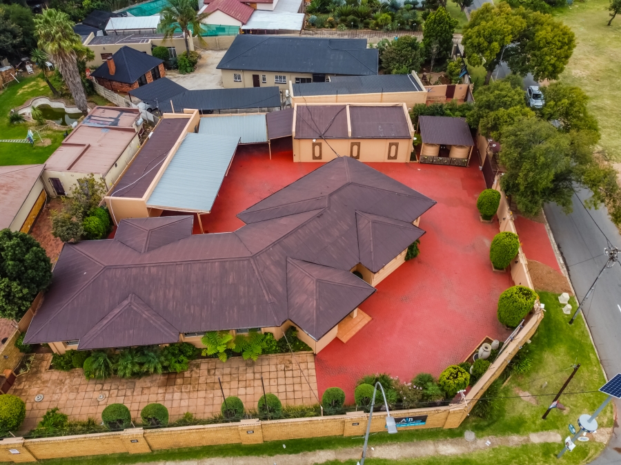 To Let commercial Property for Rent in Florida North Gauteng