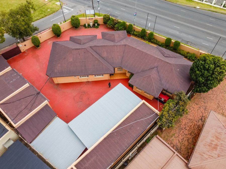 To Let commercial Property for Rent in Florida North Gauteng