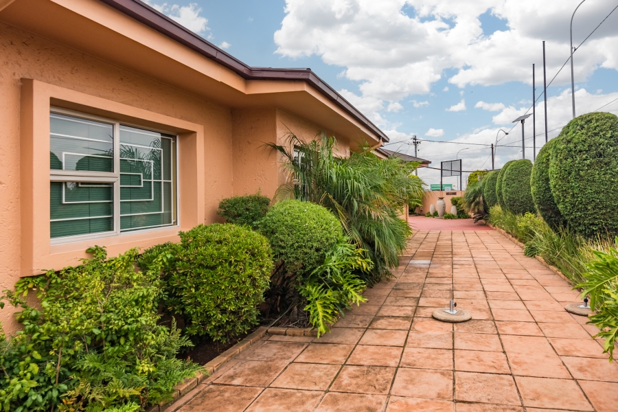 To Let commercial Property for Rent in Florida North Gauteng