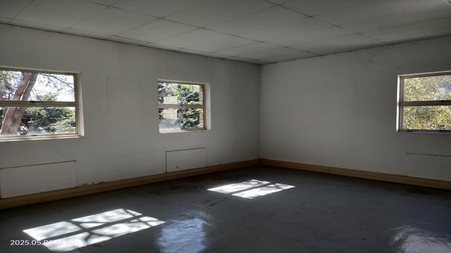 To Let commercial Property for Rent in Strijdom Park Gauteng