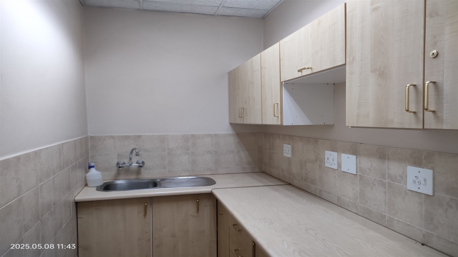 To Let commercial Property for Rent in Strijdom Park Gauteng