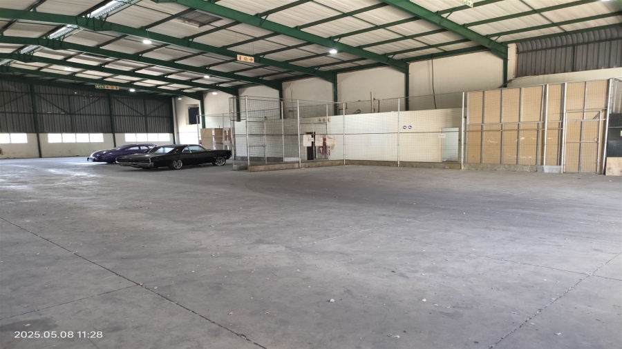 To Let commercial Property for Rent in Strijdom Park Gauteng