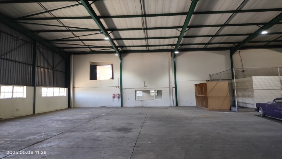 To Let commercial Property for Rent in Strijdom Park Gauteng