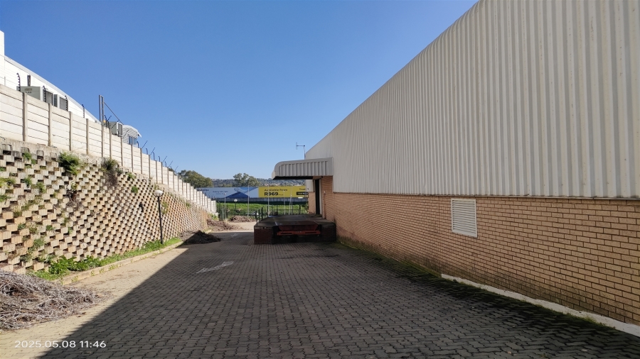 To Let commercial Property for Rent in Strijdom Park Gauteng