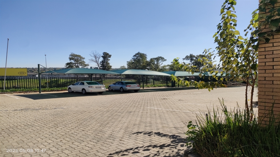 To Let commercial Property for Rent in Strijdom Park Gauteng