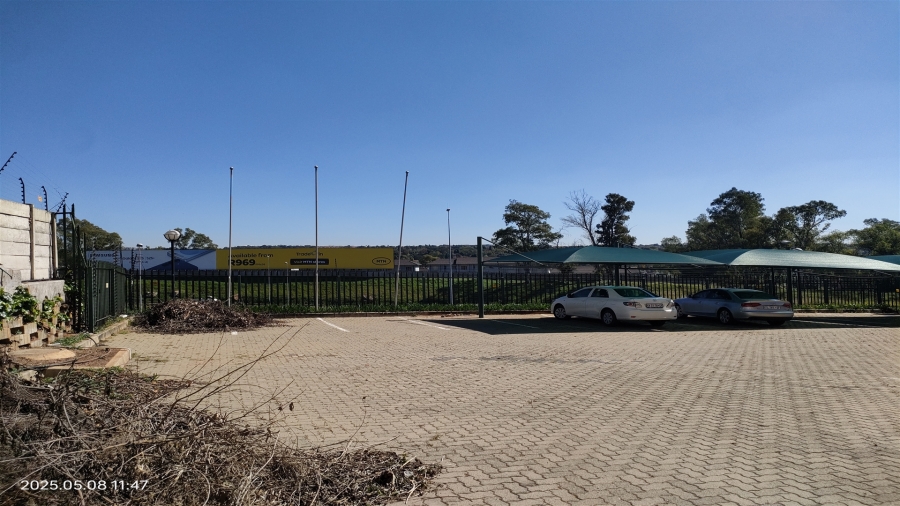 To Let commercial Property for Rent in Strijdom Park Gauteng