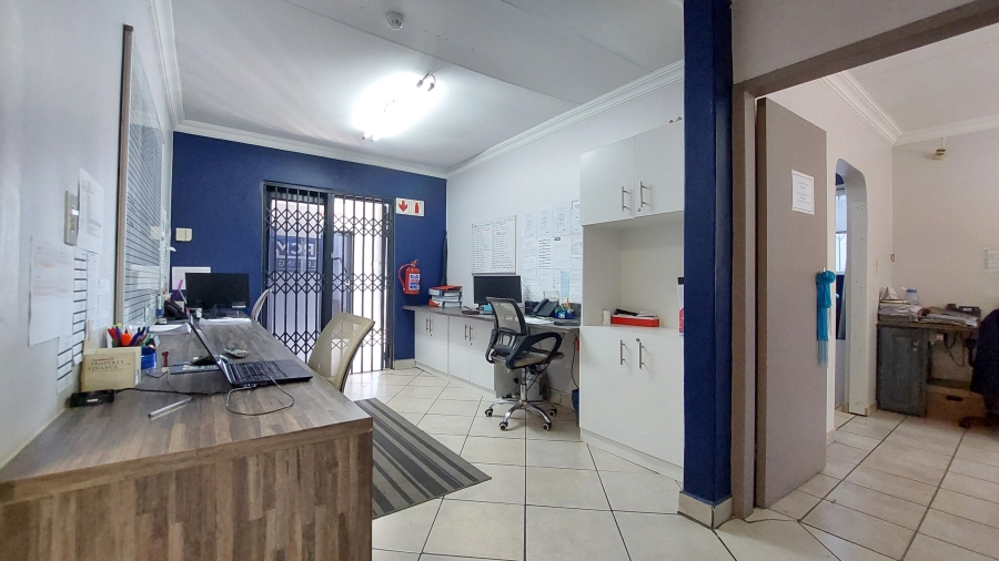 To Let commercial Property for Rent in Rooihuiskraal Gauteng