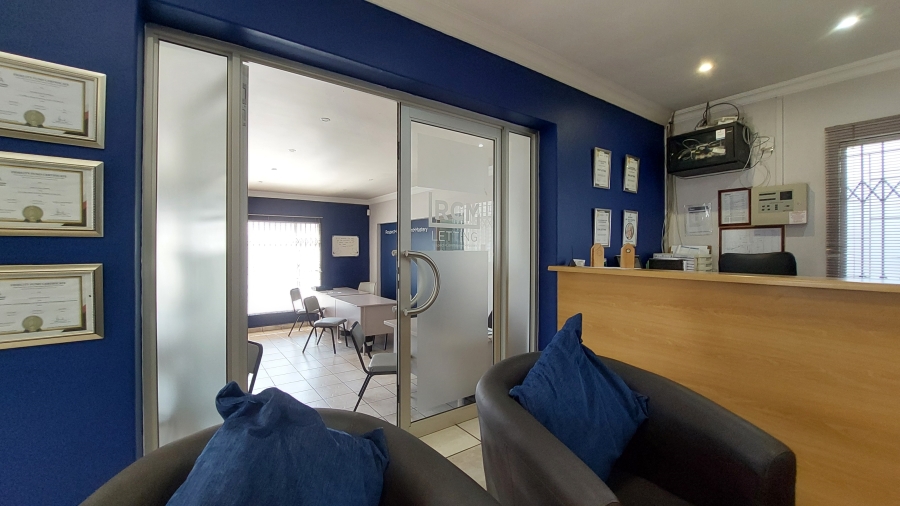To Let commercial Property for Rent in Rooihuiskraal Gauteng