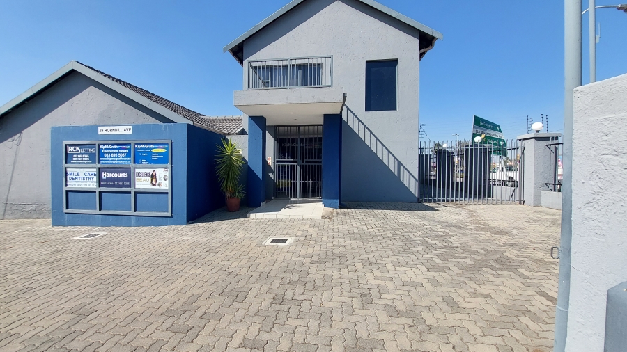 To Let commercial Property for Rent in Rooihuiskraal Gauteng
