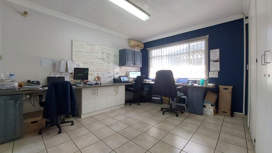 To Let commercial Property for Rent in Rooihuiskraal Gauteng