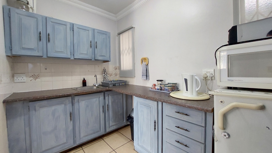 To Let commercial Property for Rent in Rooihuiskraal Gauteng