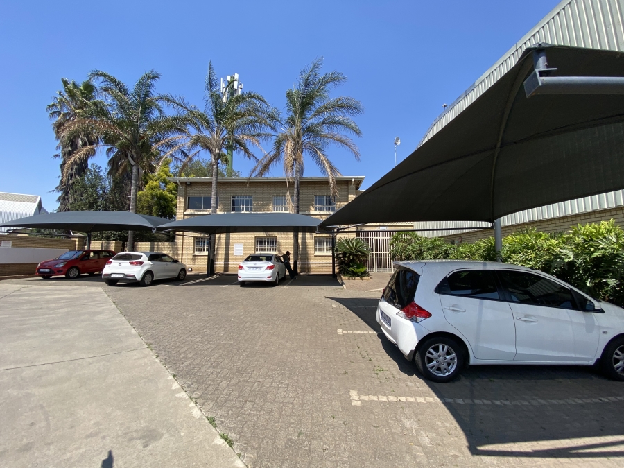To Let commercial Property for Rent in Spartan Gauteng