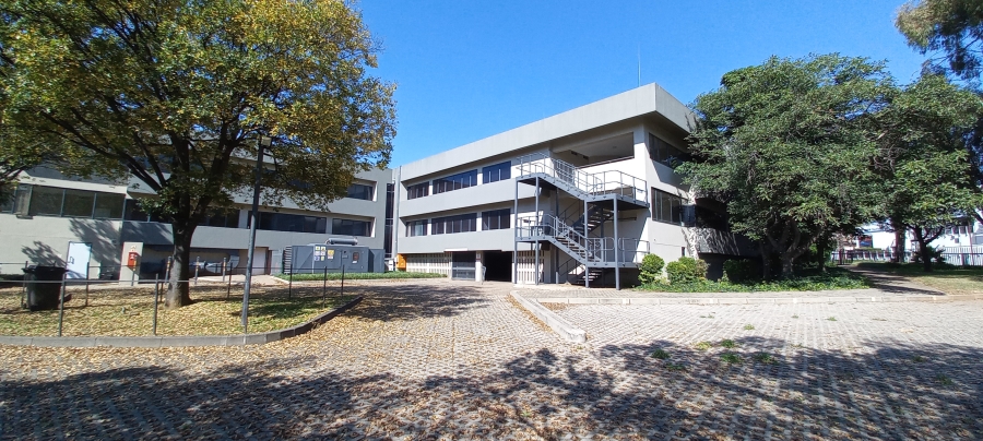Commercial Property for Sale in Bedford Gardens Gauteng