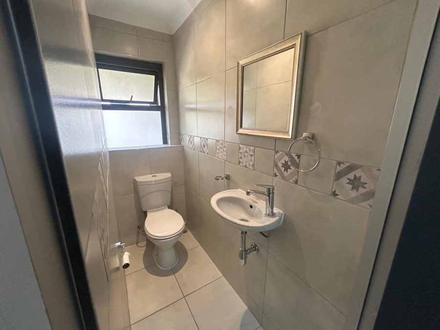 To Let commercial Property for Rent in Garsfontein Gauteng
