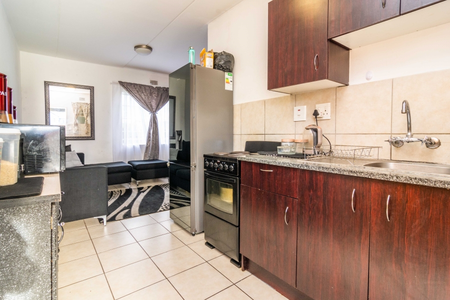 2 Bedroom Property for Sale in Fleurhof Gauteng