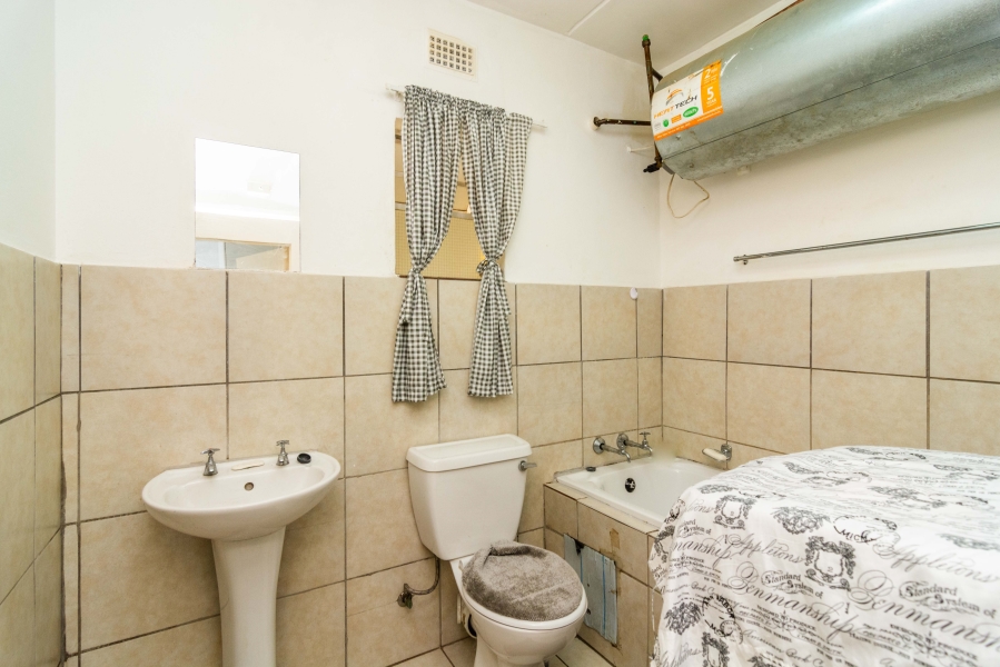 2 Bedroom Property for Sale in Fleurhof Gauteng