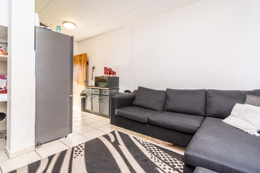 2 Bedroom Property for Sale in Fleurhof Gauteng
