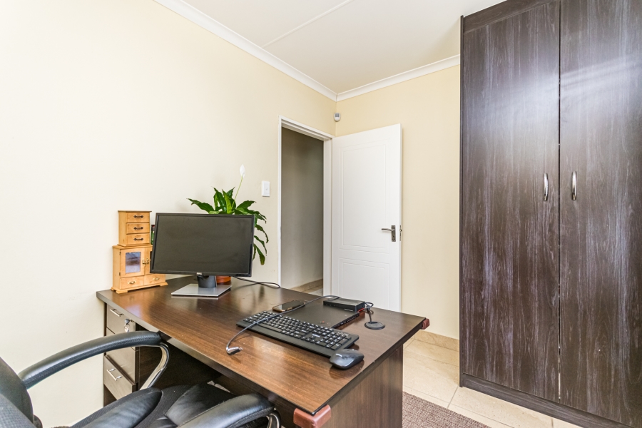 4 Bedroom Property for Sale in Mindalore Gauteng
