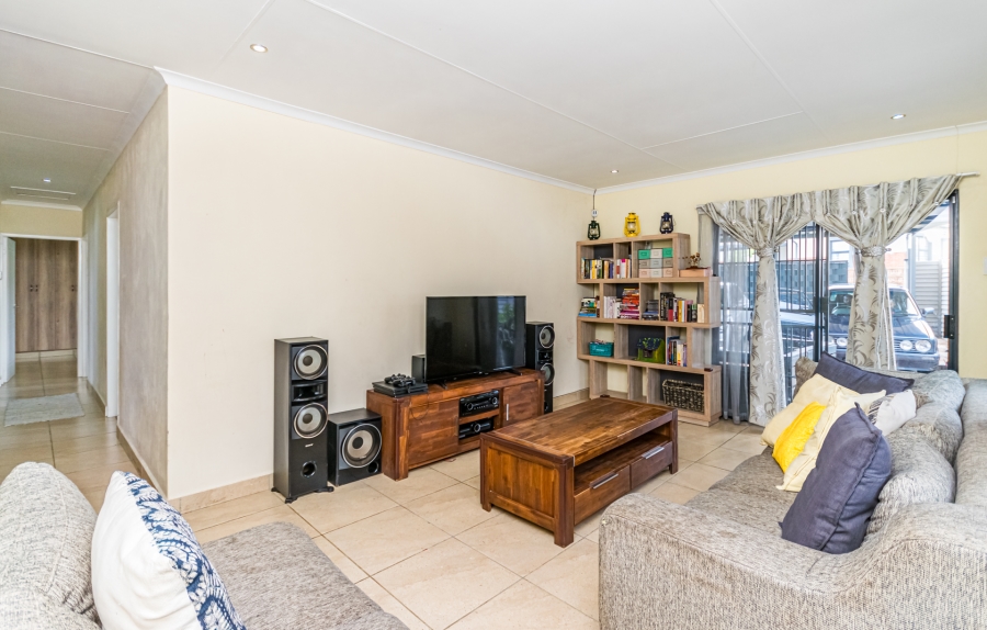 4 Bedroom Property for Sale in Mindalore Gauteng